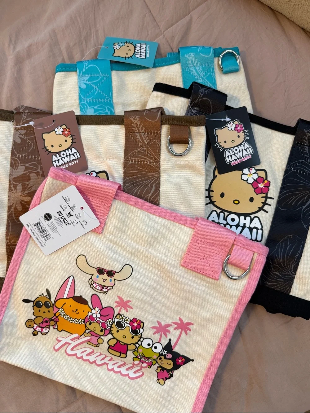 ABC Store exclusive Hello Kitty Aloha Hawaii Canvas Tote Bag in Cream and Black